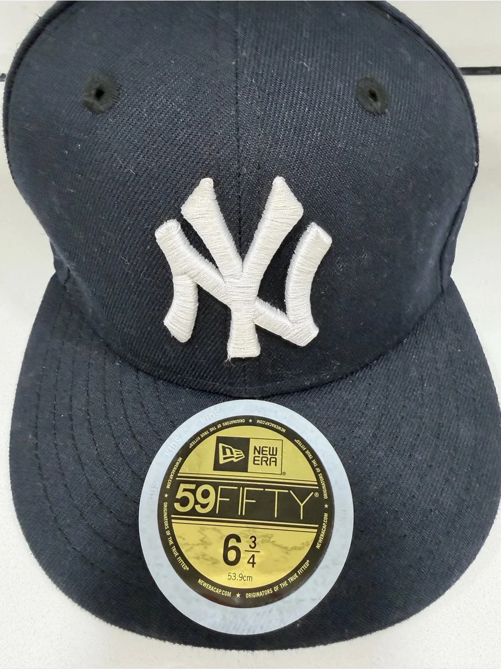 Kids Yankee Fitted Hat Size 6 3/4 (53.9cm)